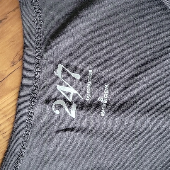 Maurices 24/7 Small Grey Flutter Short Sleeve Shirt - Picture 3 of 5